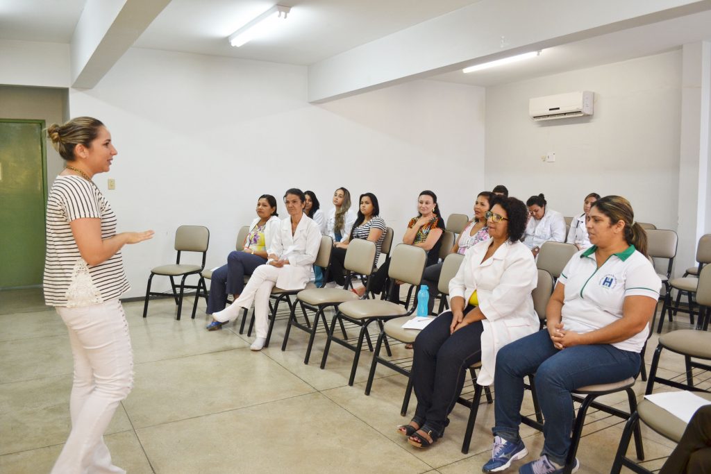 Cilmery Oliveira deu dicas de beleza relacionadas ao ambiente de trabalho